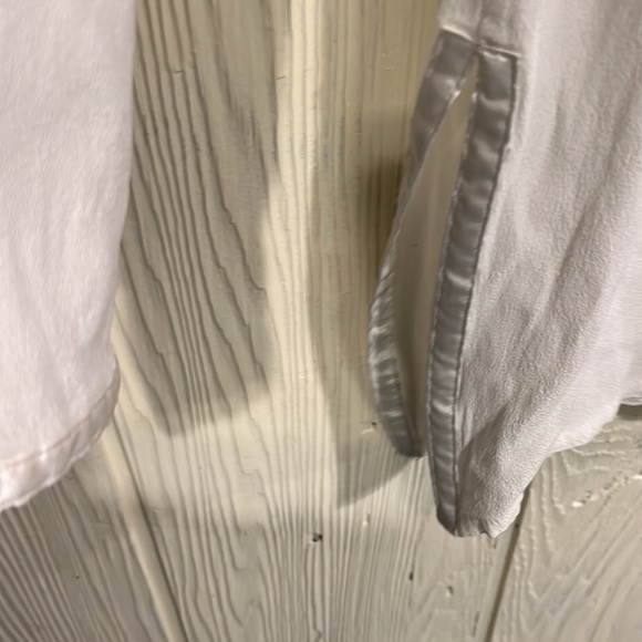 Kate Hill Tunic Blouse with Satin Trim Size 1X - Picture 9 of 12